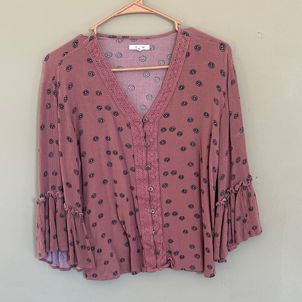 Maurices Mauve Floral Button-Up Blouse